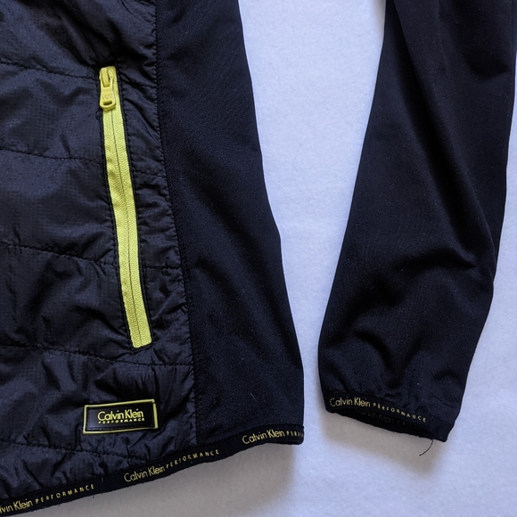 Calvin Klein performance jacket - Picture 3 of 7